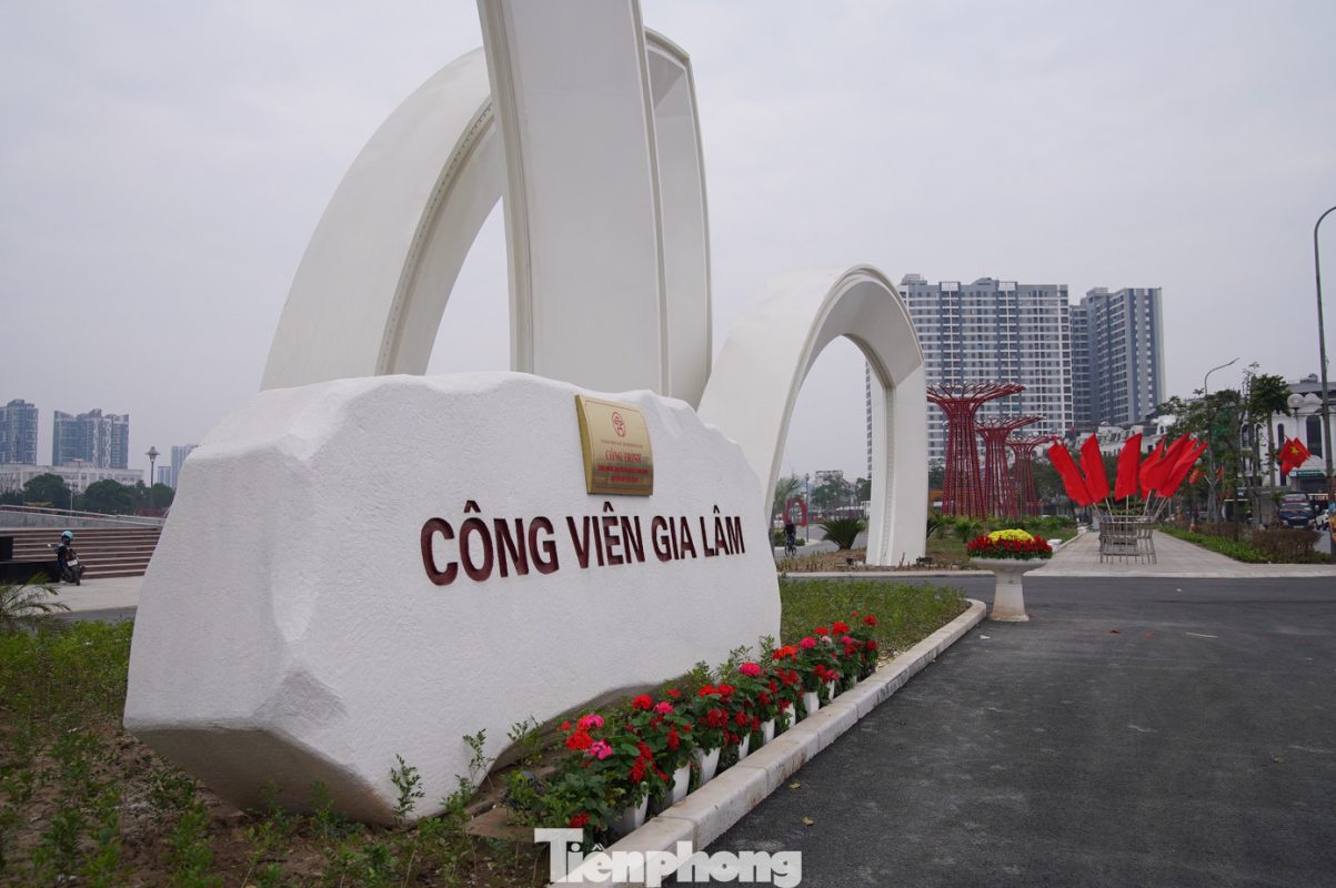 Công viên Gia Lâm - Công trình chào mừng đại hội đảng