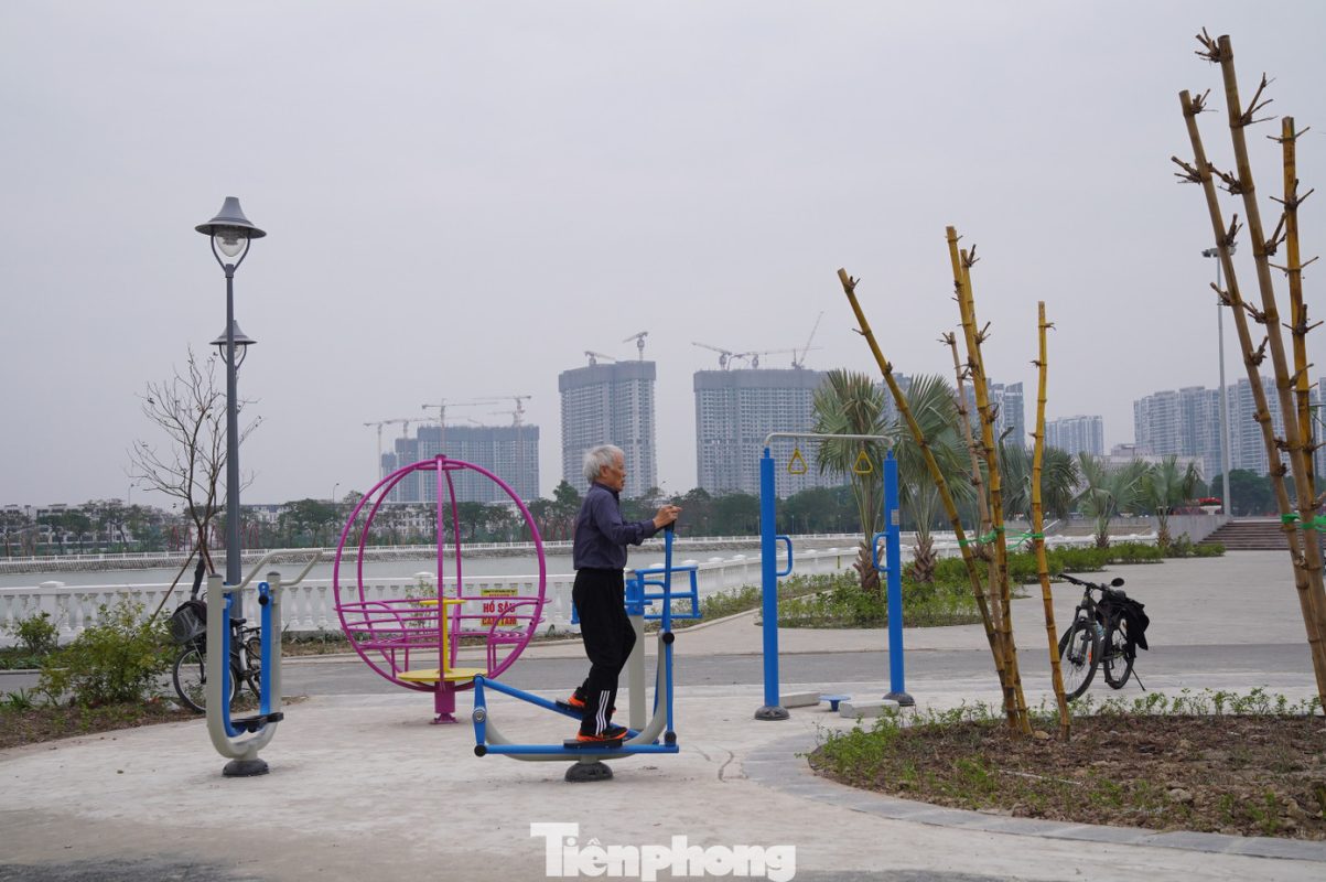 Công viên Gia Lâm -Tạo không gian cảnh quan, khu vui chơi cho bà con trên toàn địa bàn 